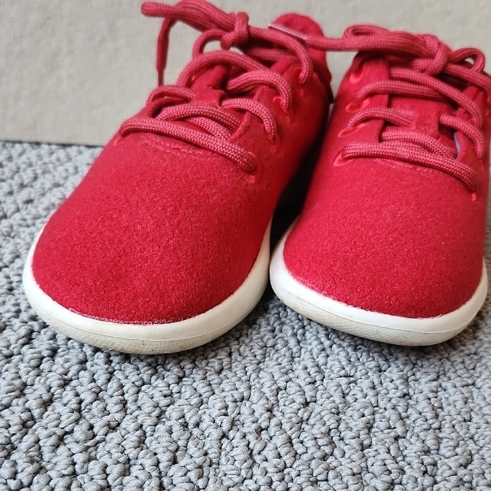 ALLBIRDS Women's Merino Wool Runner Sneaker Tie Uppers Red Size US 6 - Picture 2 of 6